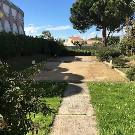 Tres Bel Au Grau Du Roi Equipe 33m2
