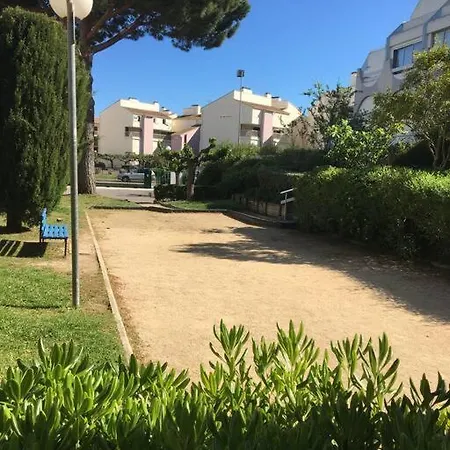 Tres Bel Au Grau Du Roi Equipe 33m2 * Le Grau-du-Roi